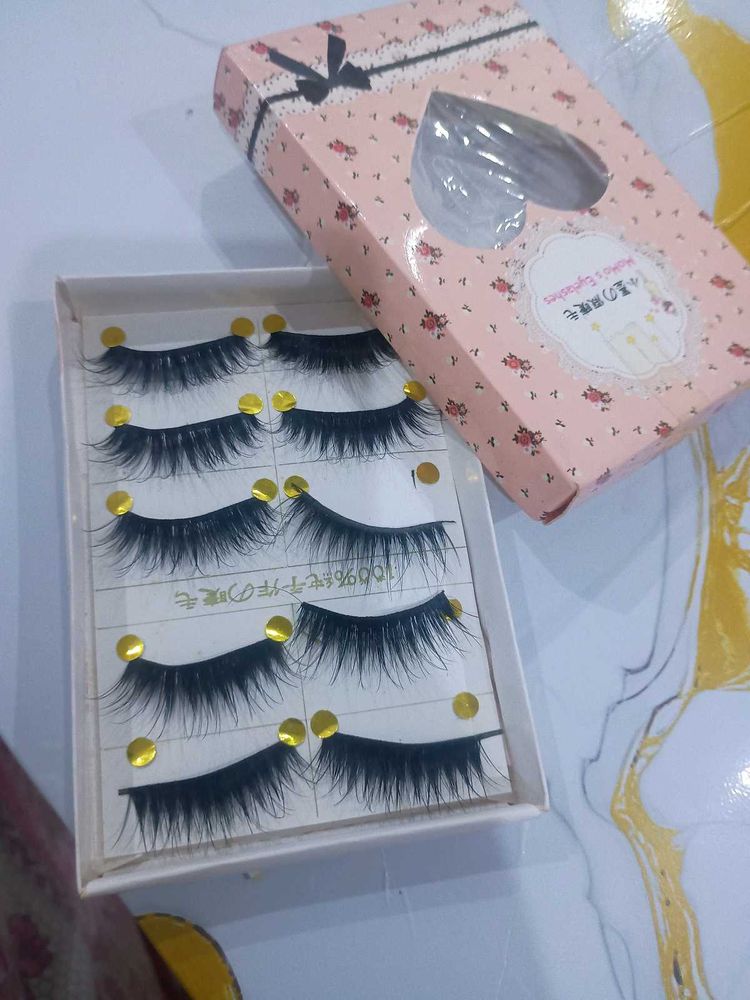 Natural False Eyelashes Set with 3 clutches party