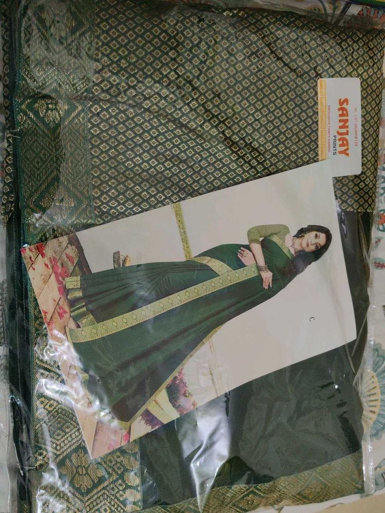 Elegant Green Saree with Zari Work
