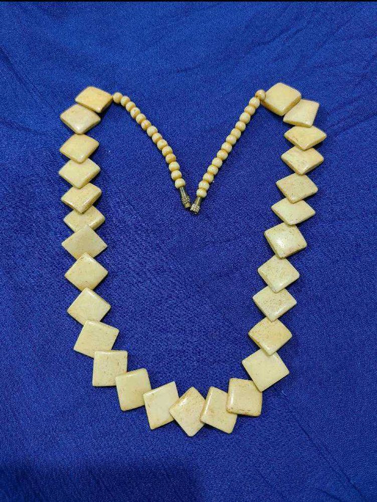 Unique Diamond Shape Beaded Necklace