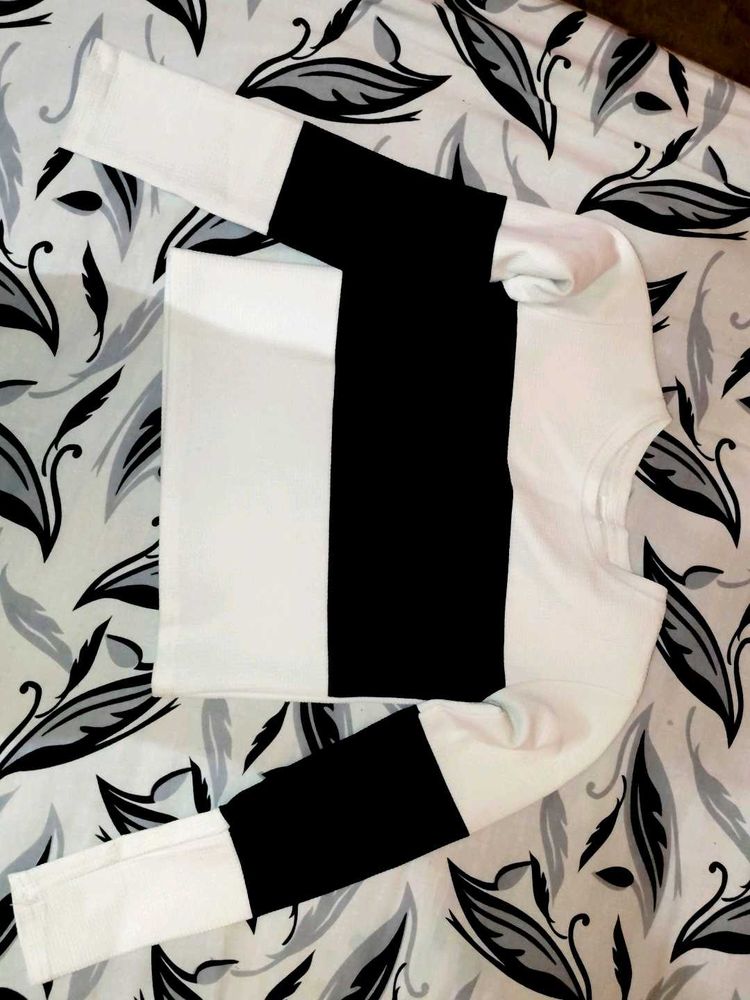 Monochrome Striped Long Sleeve Tops