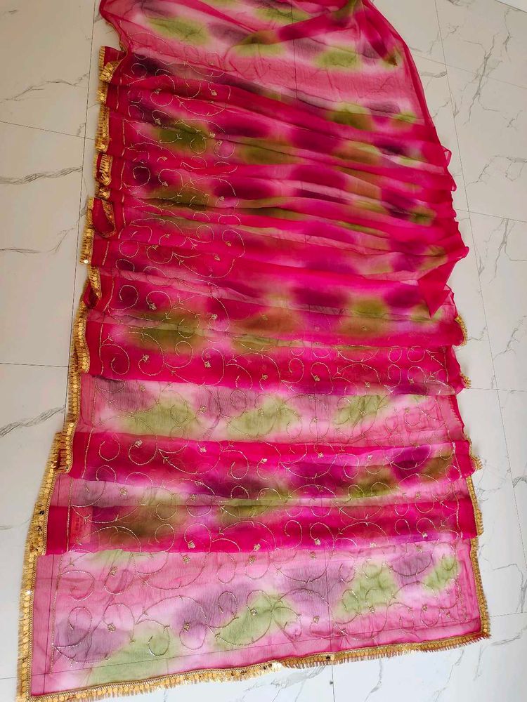 Stunning Pink Tie-Dye sarees with Golden Borders