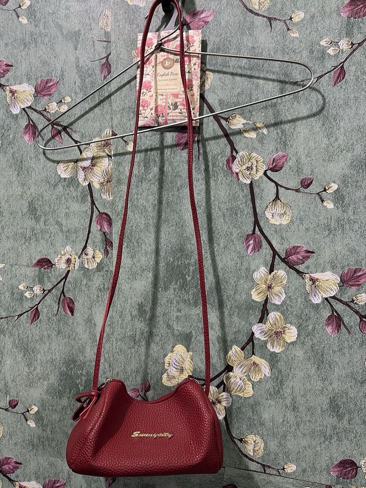Chic Red Textured Shoulder Bag