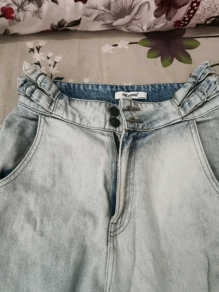 Stylish Light Wash Wide Leg Jeans