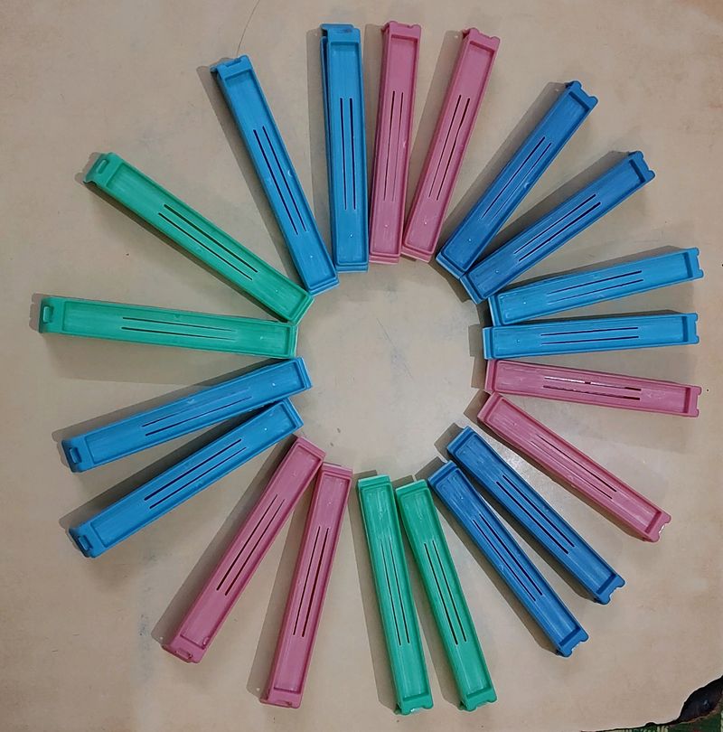 Plastic Food Snack Bag Pouch Clip Sealer (20 Pcs)