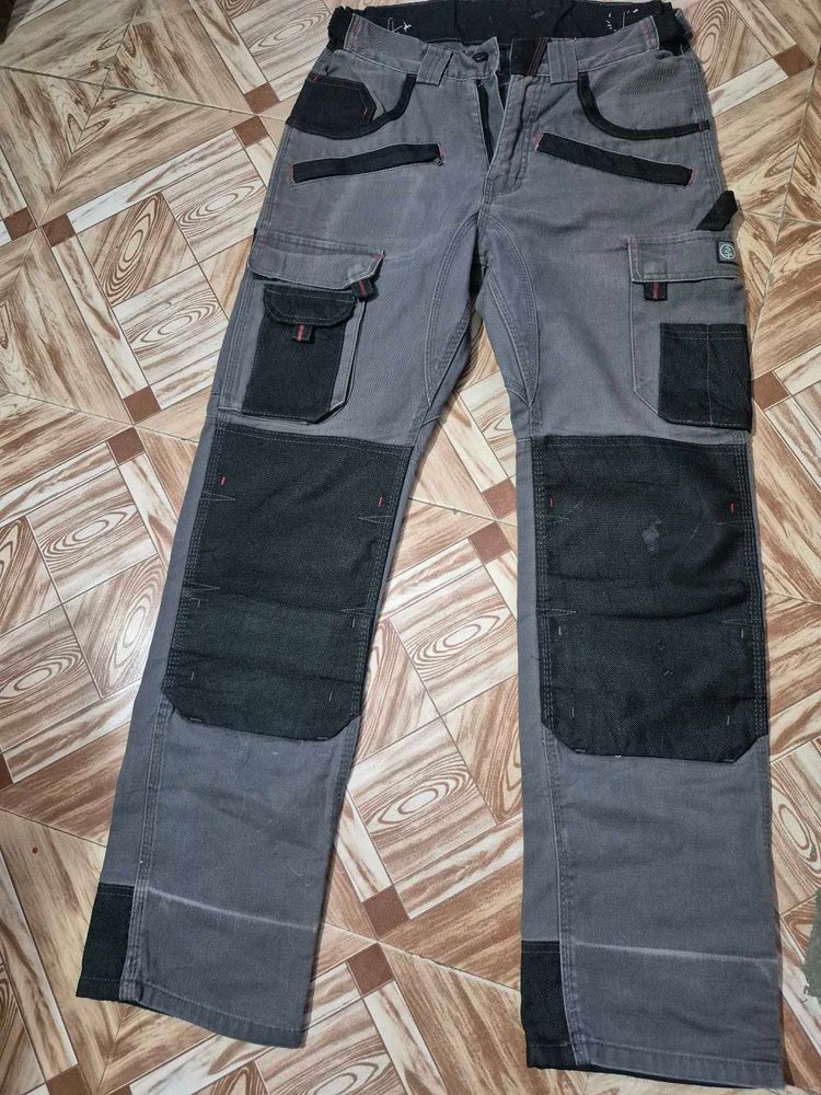 Unique 9 Pockets Men's Cargo Pants 😉