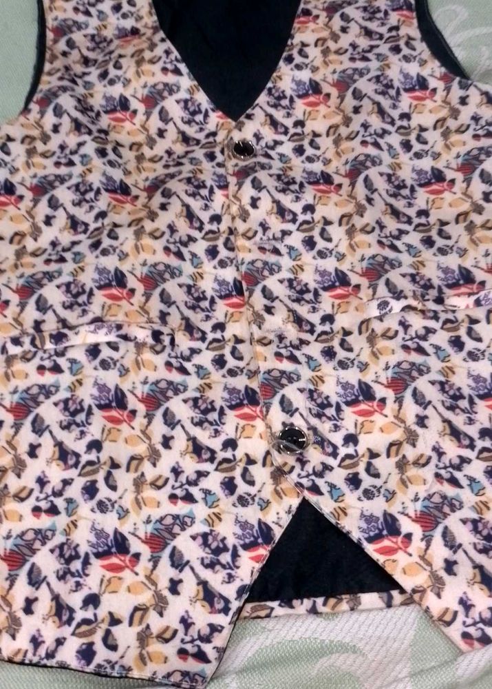 Boys Beautiful Printed Jacket