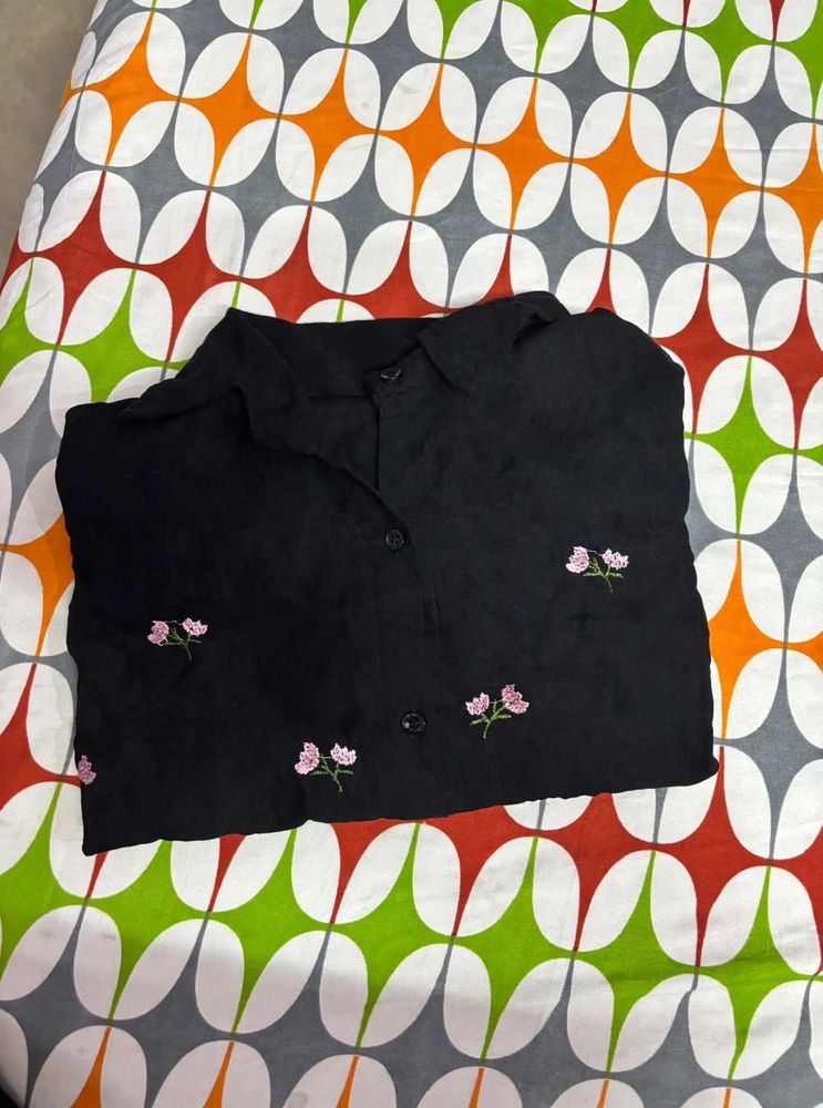Chic Black Embroidered Blouse