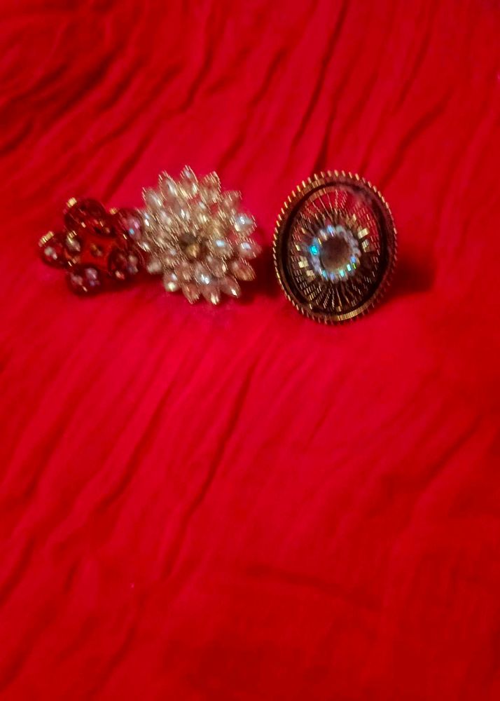 Sparkling Statement Rings Set