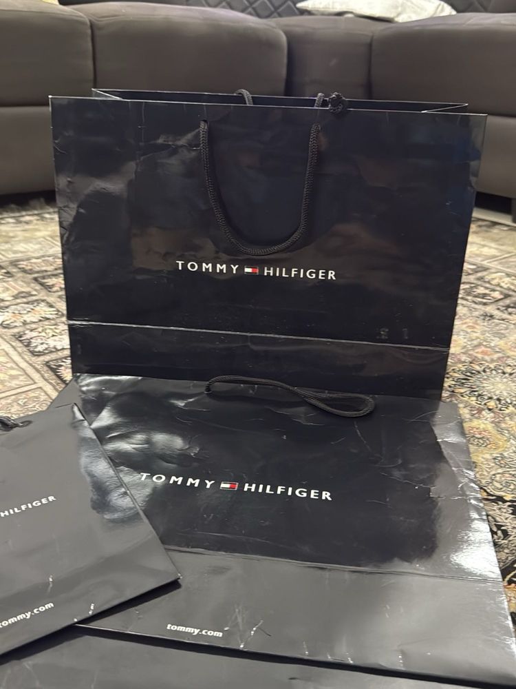 Tommy Hilfiger Shopping Bags