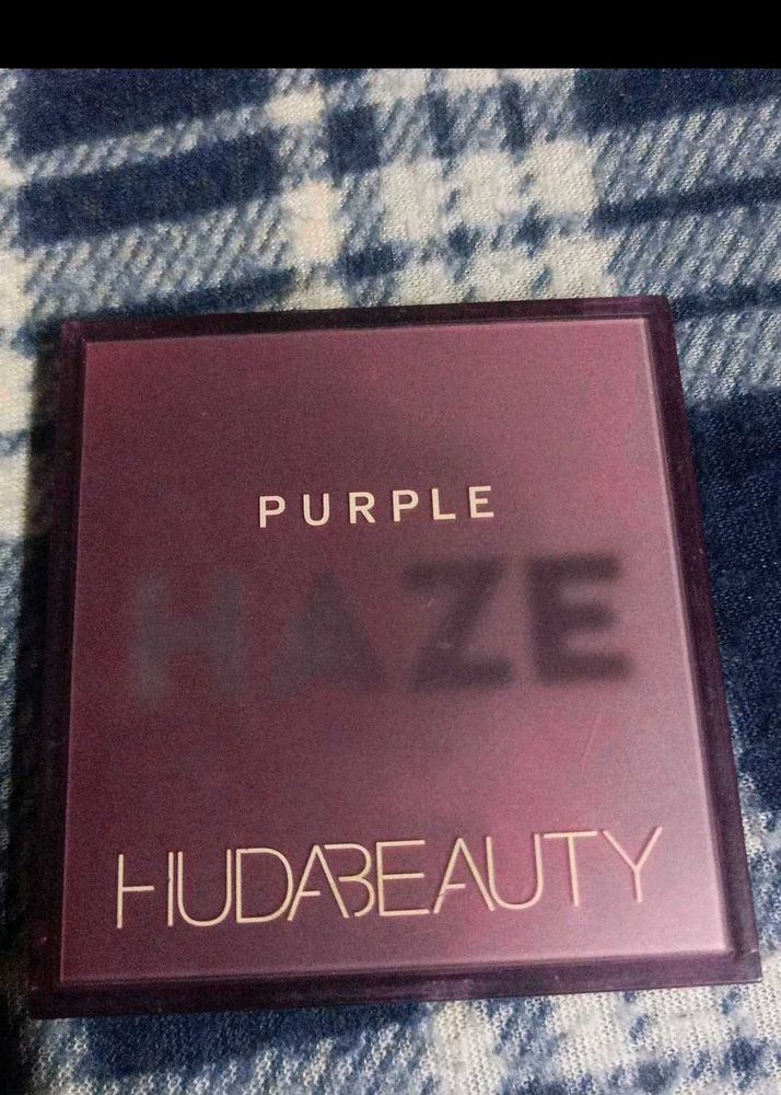 Huda Beauty Purple Haze Eyeshadow