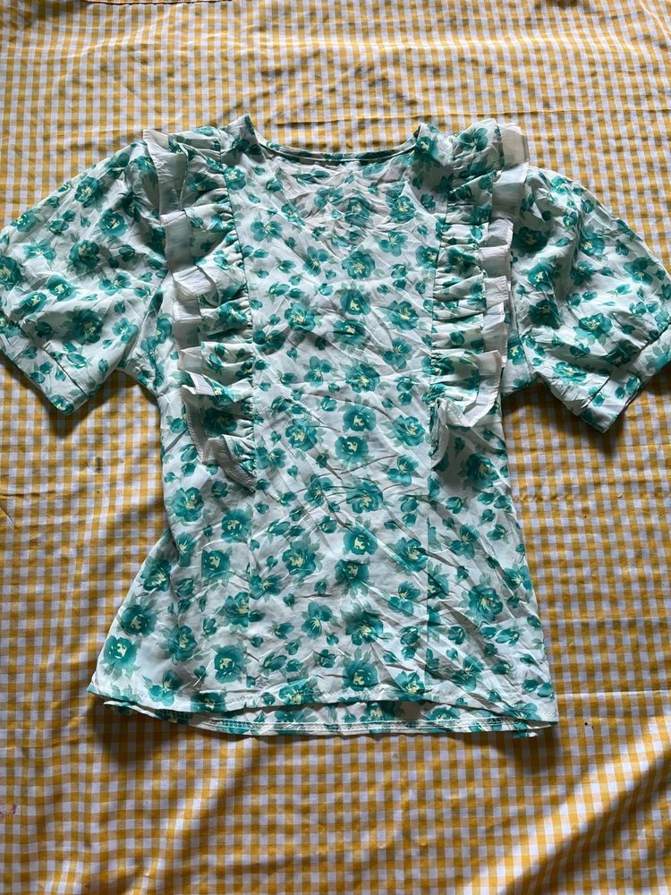 Floral Print Ruffle Top