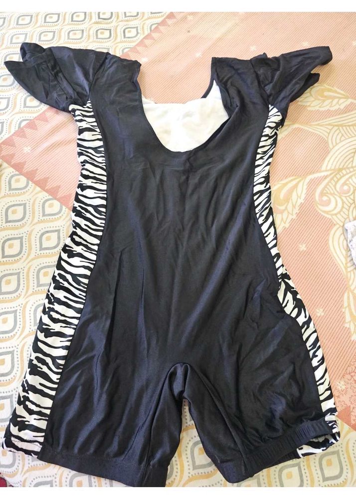 Stylish Black &amp; Zebra Swimsuit