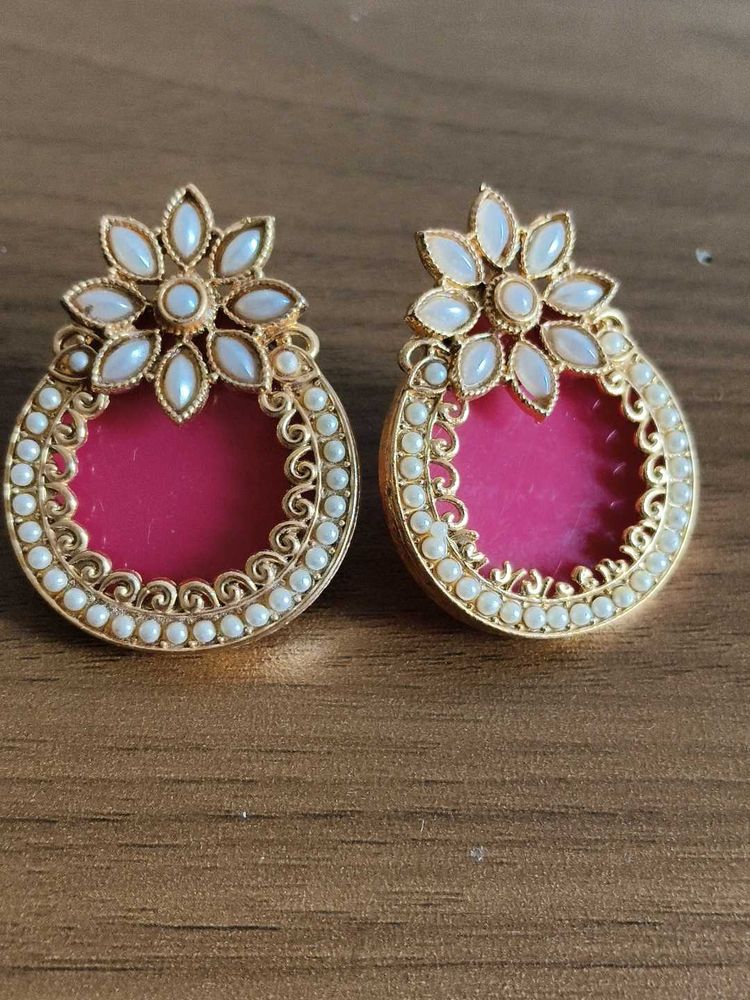 Designer Pink &amp; Gold Earrings with Pearls