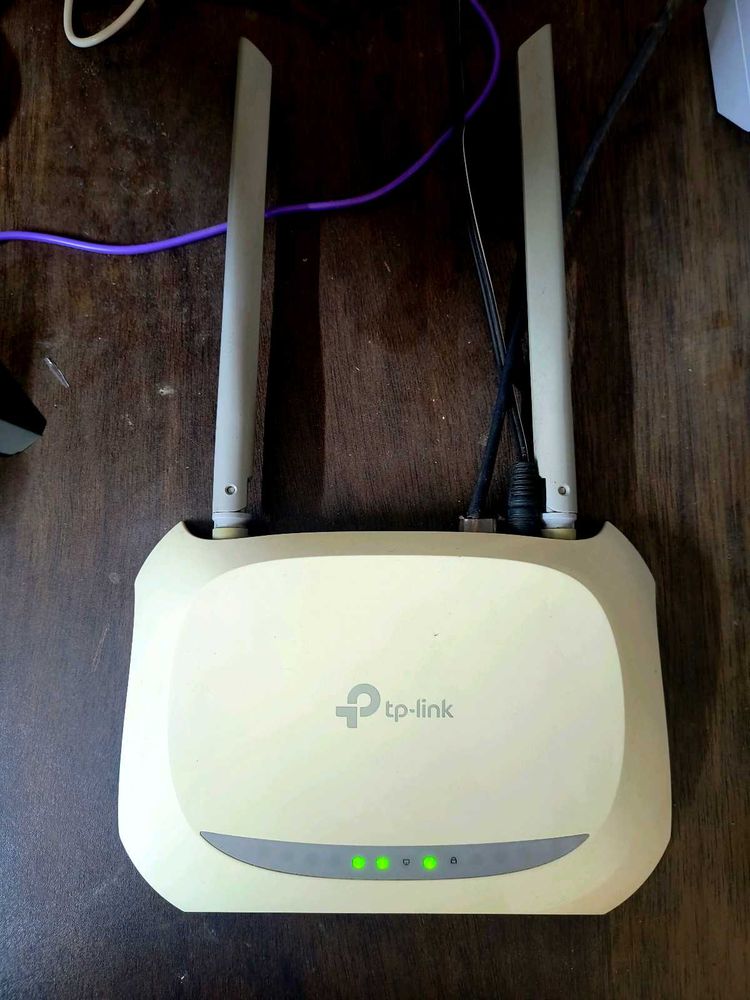 working TP-Link WiFi Router