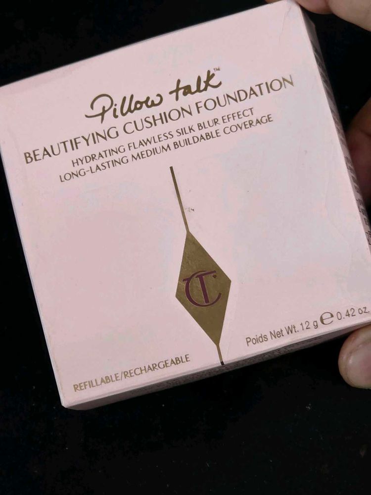 Charlotte Tilbury Pillow Talk Beautifying Cushion
