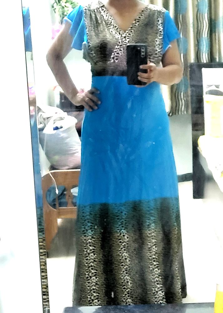 Wish To Sell Dress Its Never Used