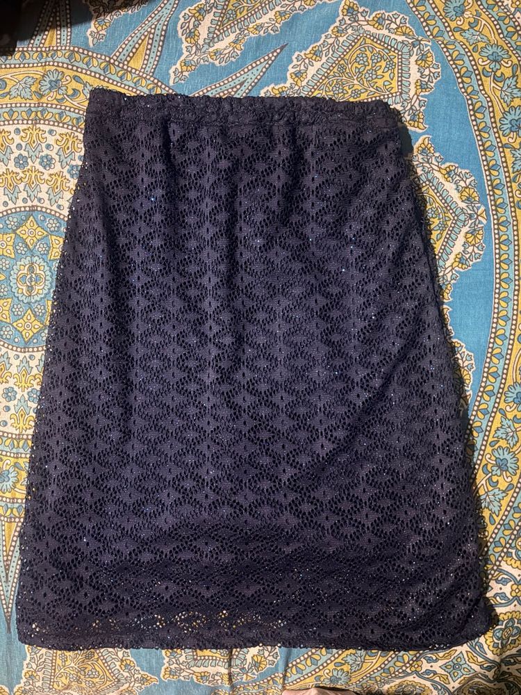 Chic Lace Mini Skirt