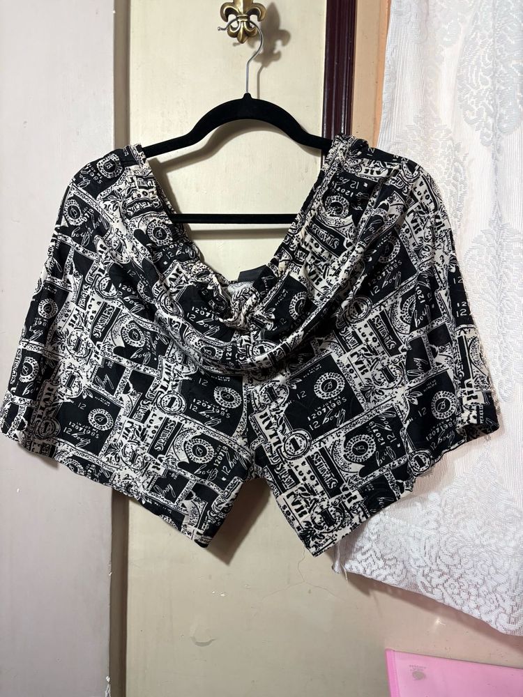Unique Dollar Print Shorts no elastic