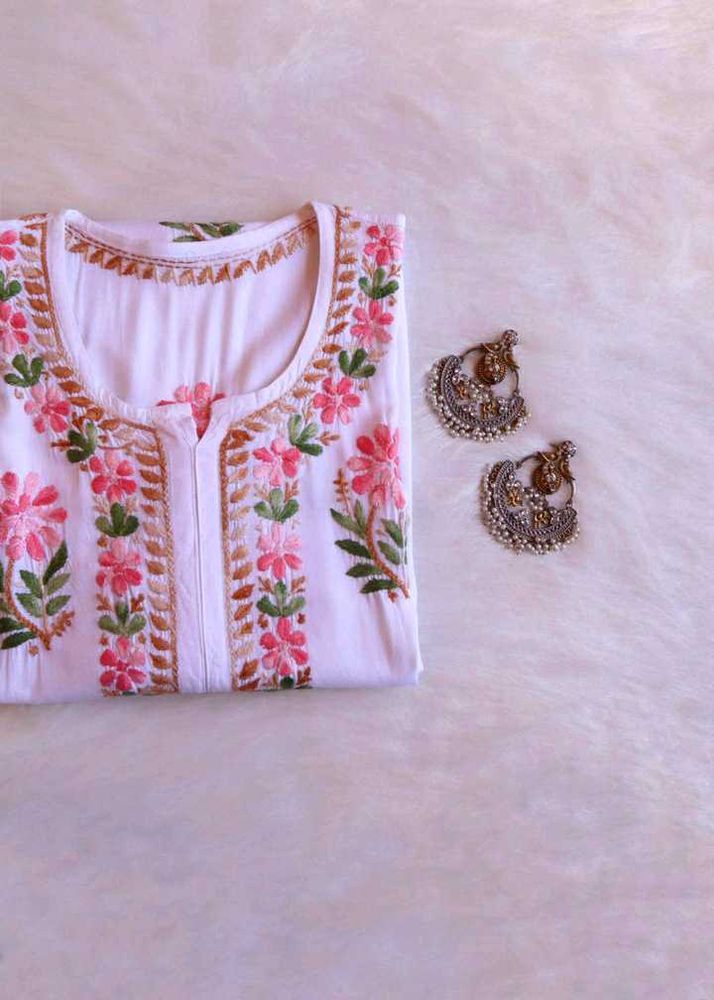 Gul-e-Jahaan White &amp; Beige Pink Chikankari Kurta
