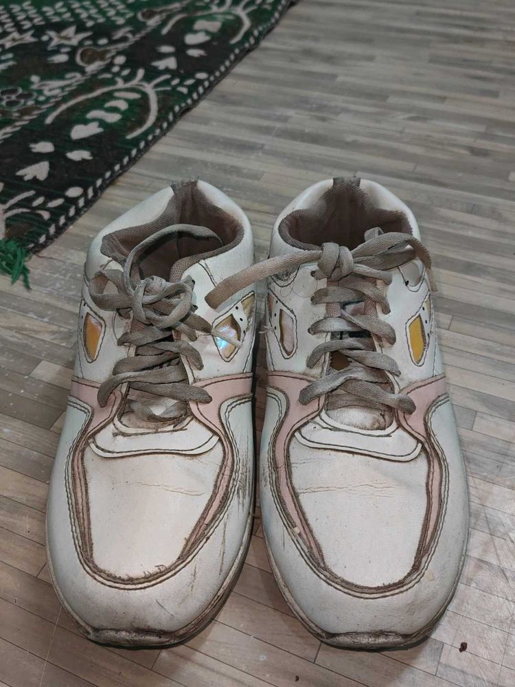 White &amp; Pink Casual Sneakers