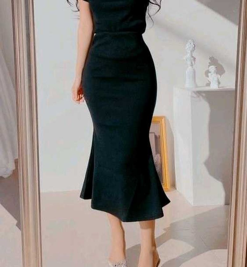 Newme Black Mermaid skirt