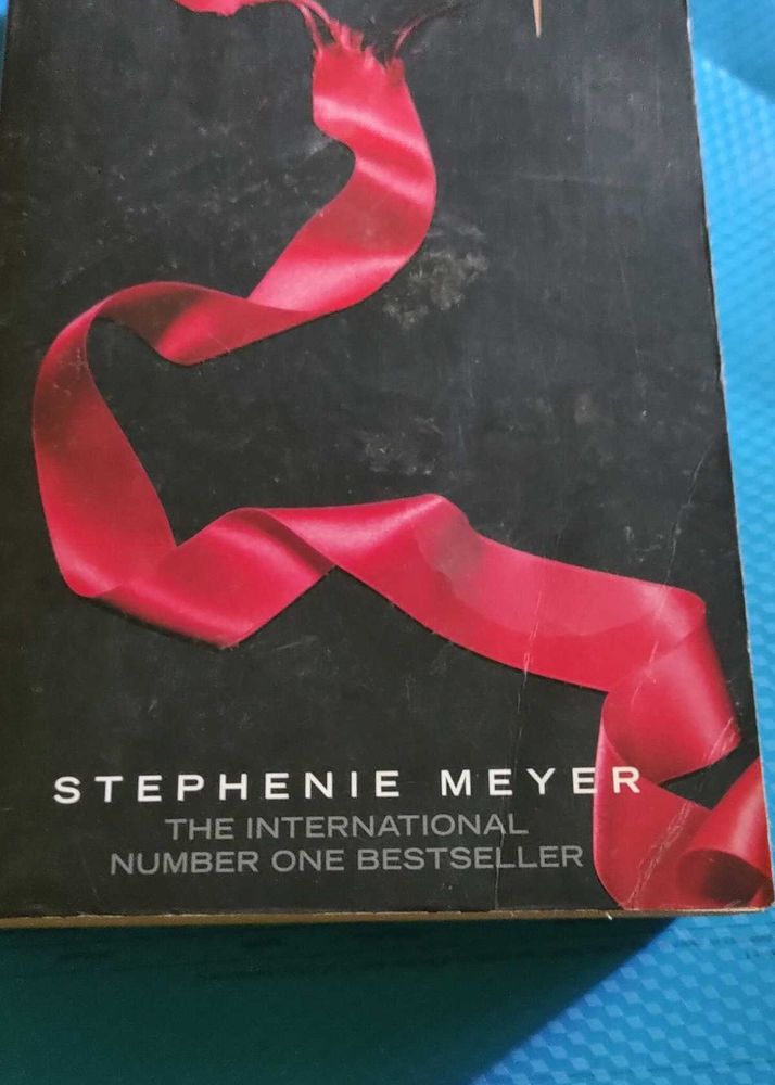 Stephenie Meyer Twilight Saga Book