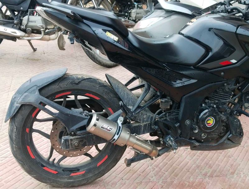 SC PROJECT EXHAUST in good condition with all bolt