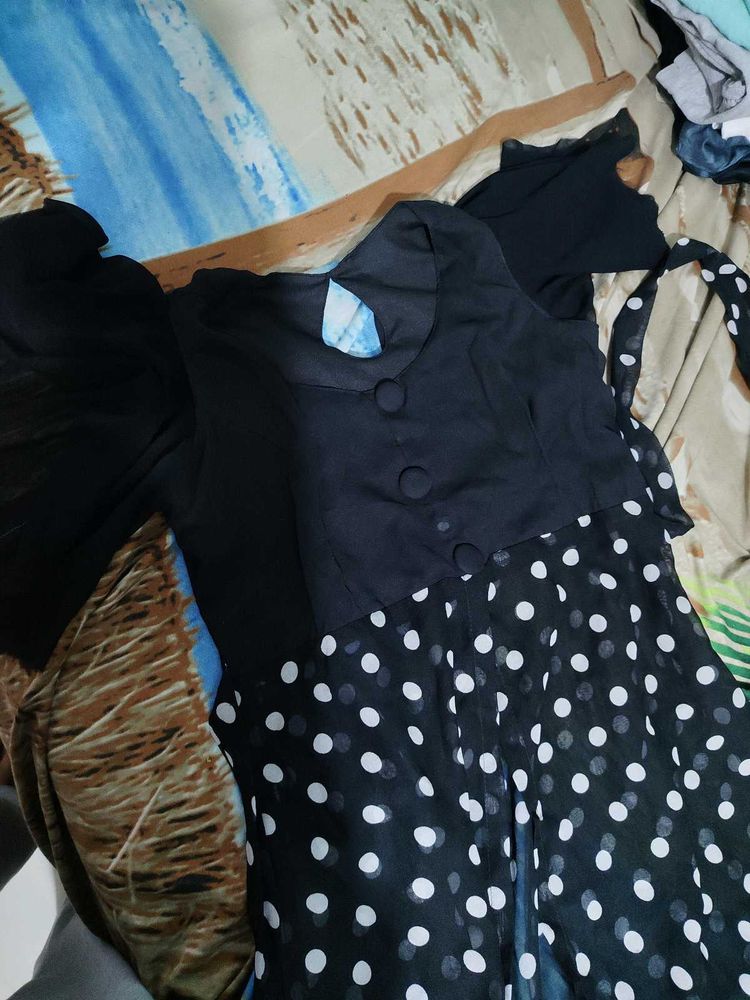 Chic Polka Dot Midi Dress