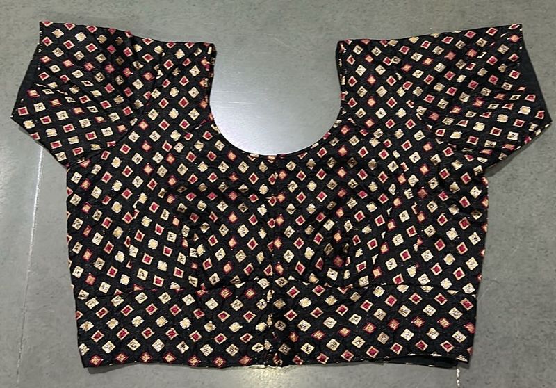Embroidered Diamond Pattern Blouse