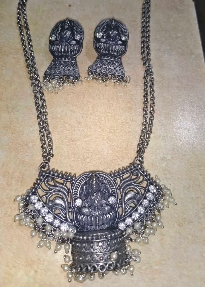 Antique Lakshmi Jhumka Necklace Set