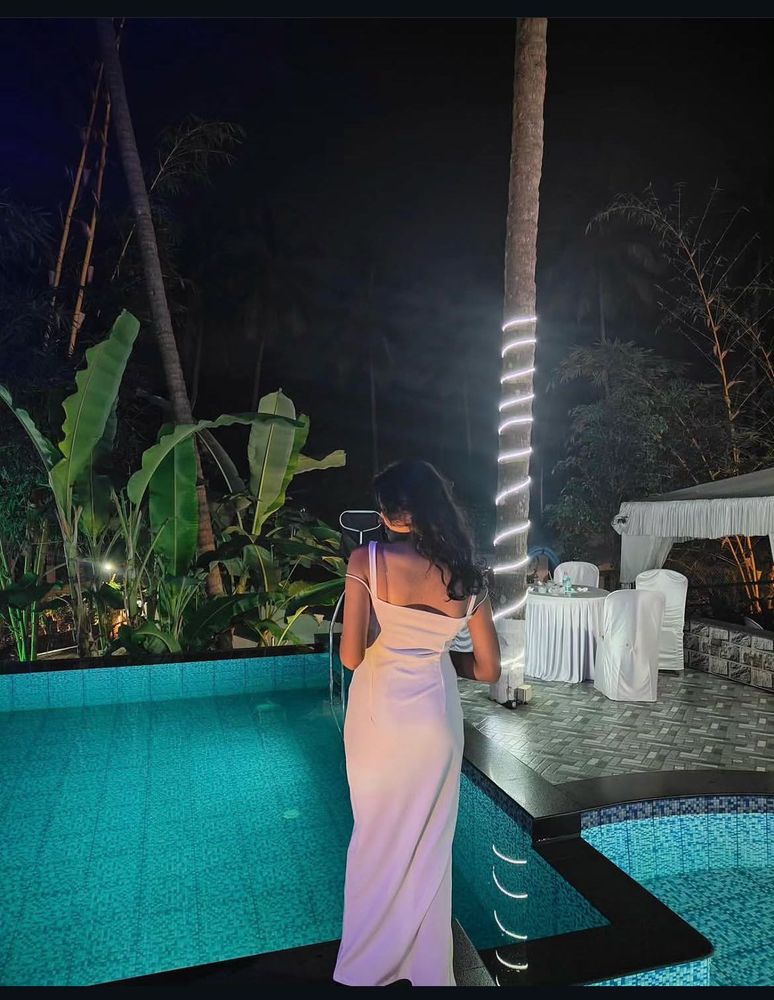 Newme White Bodycon Slit Maxi Dress