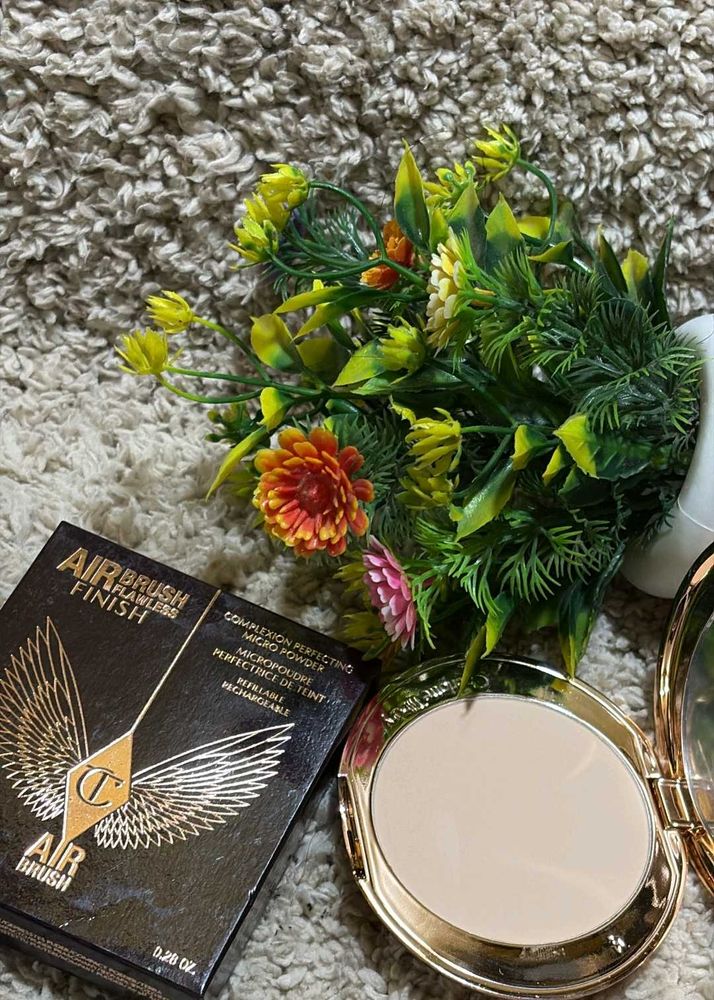 Charlotte Tilbury Airbrush Flawless Finish Powder