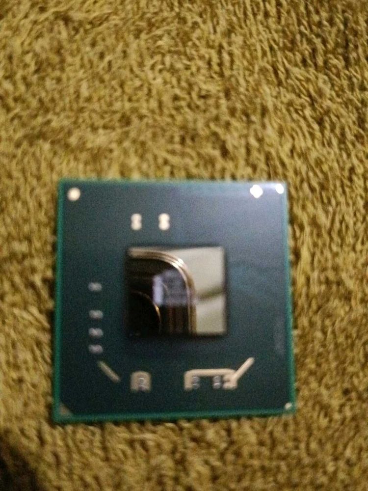 Intel BD82H61 Platform Ctrlr Hub Processor Unit
