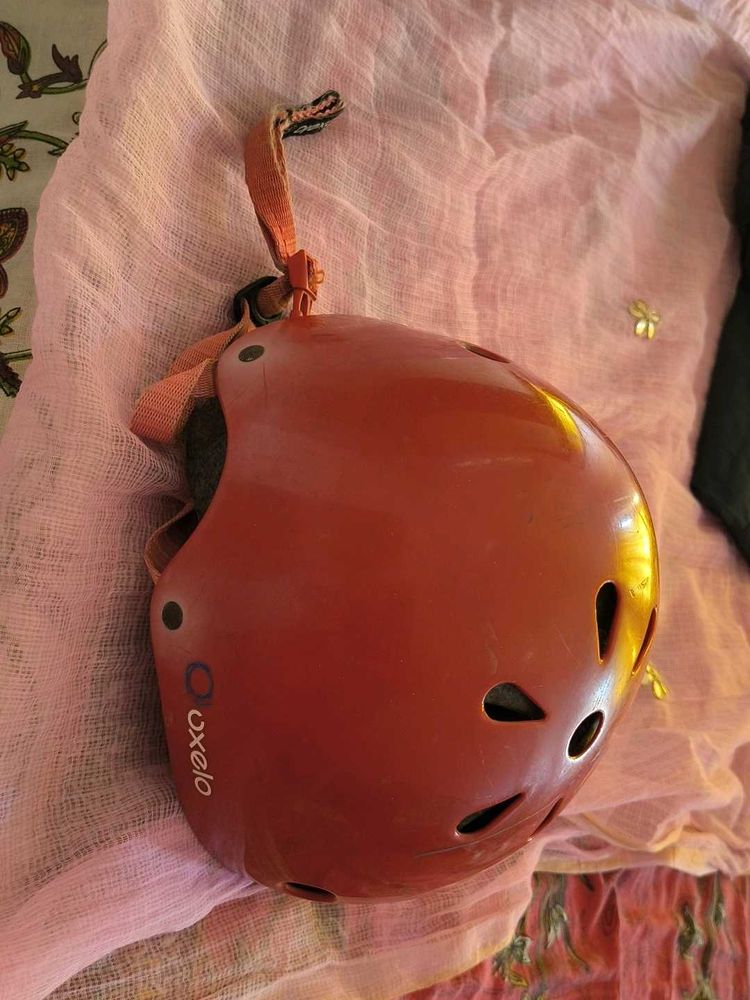Red Oxelo Helmet for Cycling  kids age 8