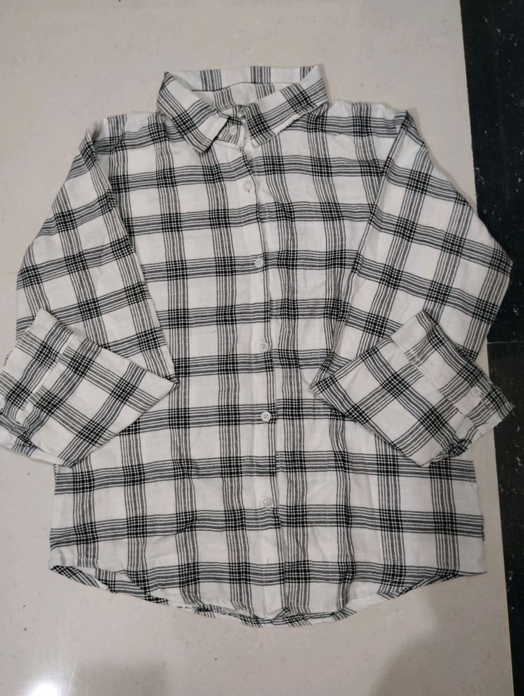 Classic Black &amp; White Plaid Shirt