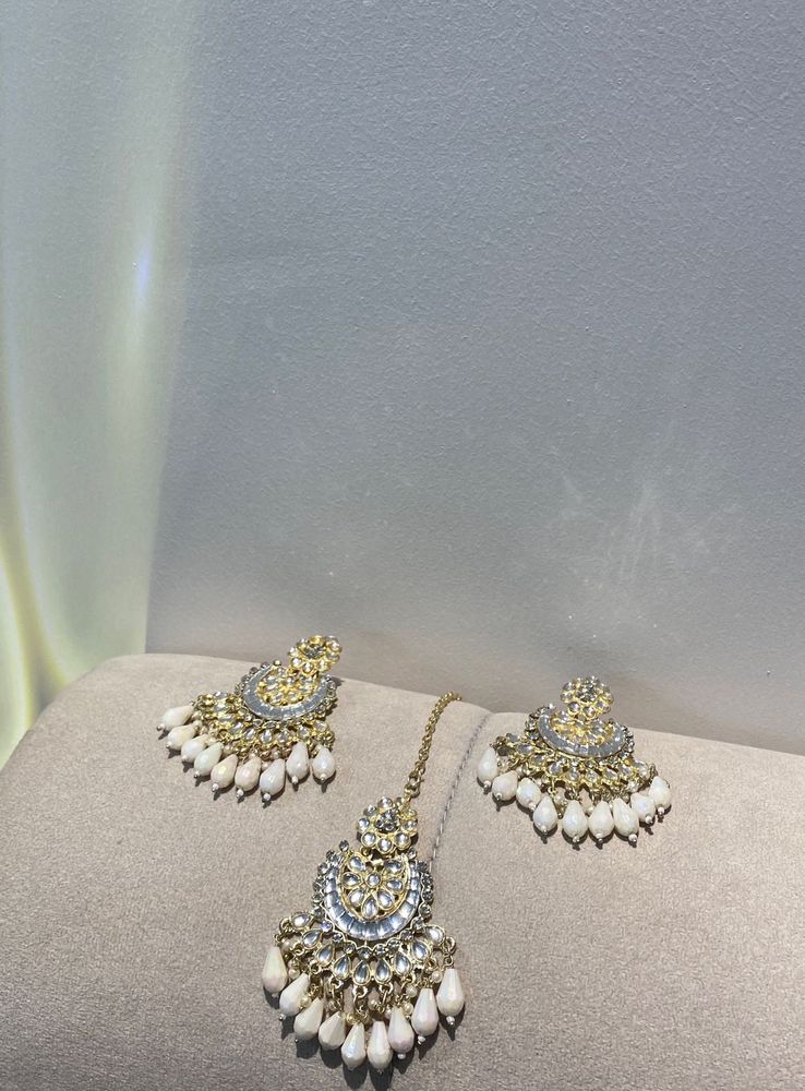 Elegant Pearl &amp; Kundan Jewellery Set