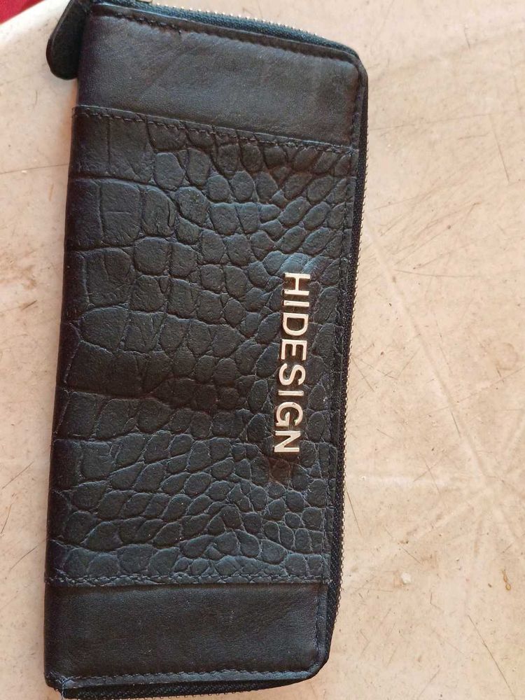 Hide Design Black Wallet