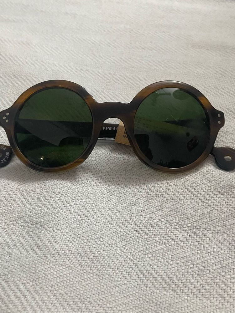 Round Tortoiseshell Sunglasses