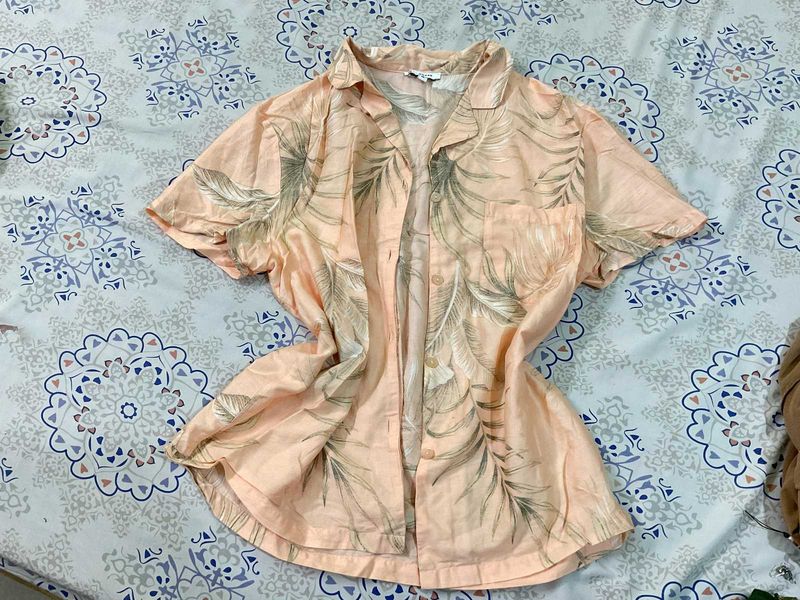 Men's Short Sleeve Button-Up Tropical Shirt