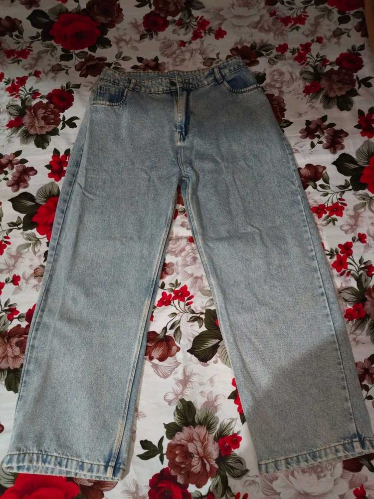 Light Wash Wide Leg Jeans