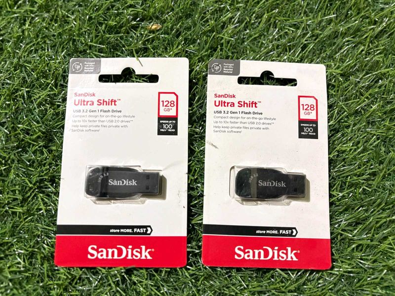 SanDisk Ultra Shift USB 3.2 Flash Drive Pack of 1