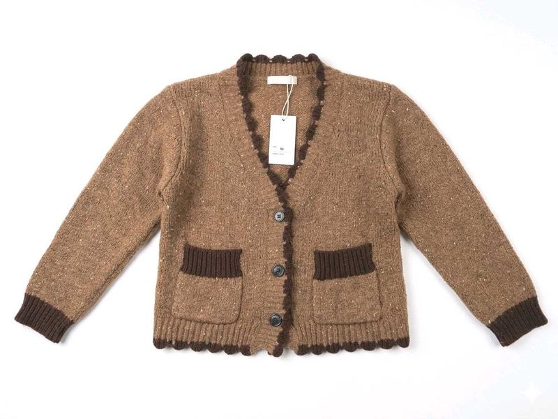 Cozy Knitted Cardigan with Pockets