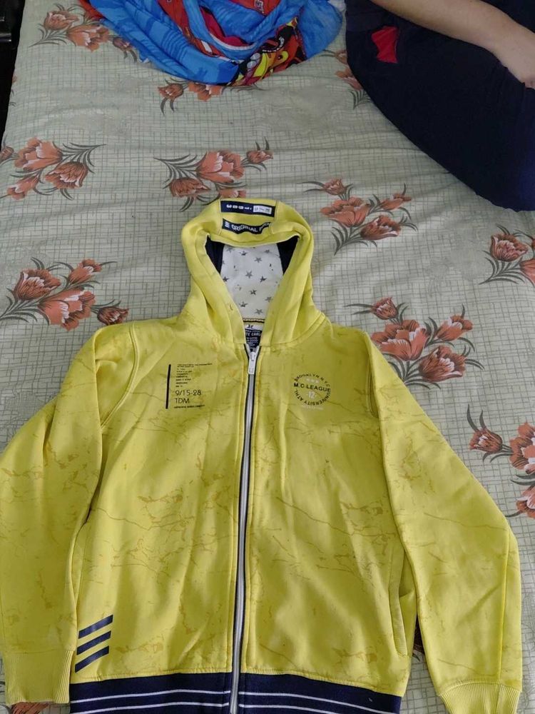 Men's Yellow Graphic Zip-Up Hoodie