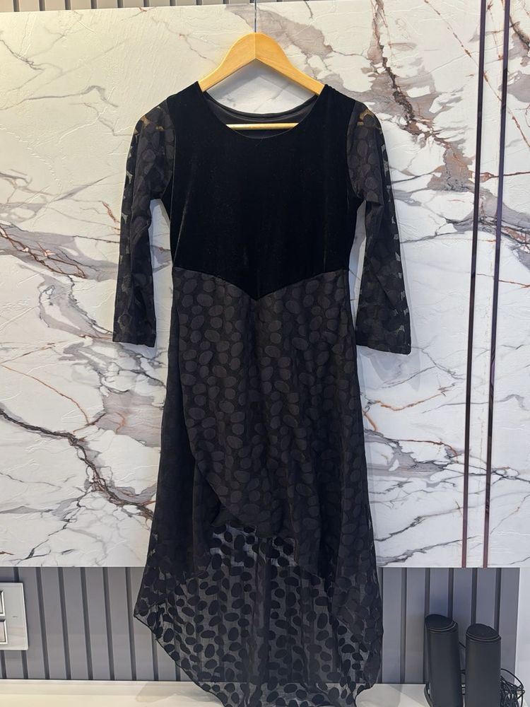Elegant Black Velvet &amp; Mesh Dress
