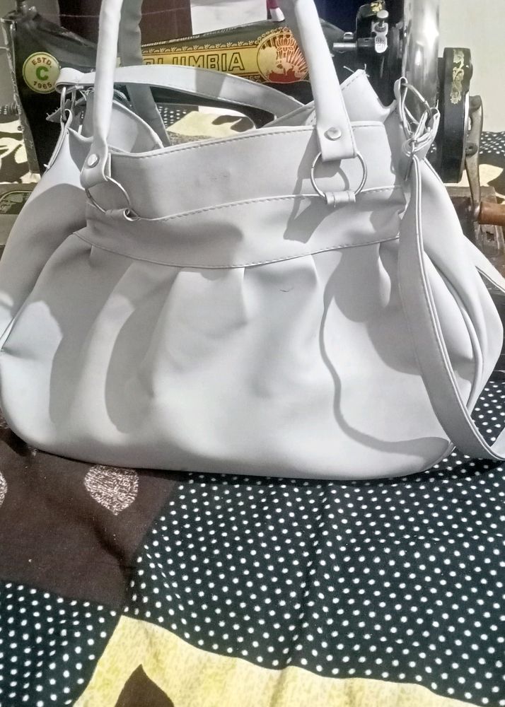 Grey Colour Bag In Very Good Condition