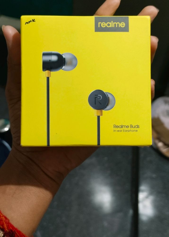 Realme Buds In Earphone