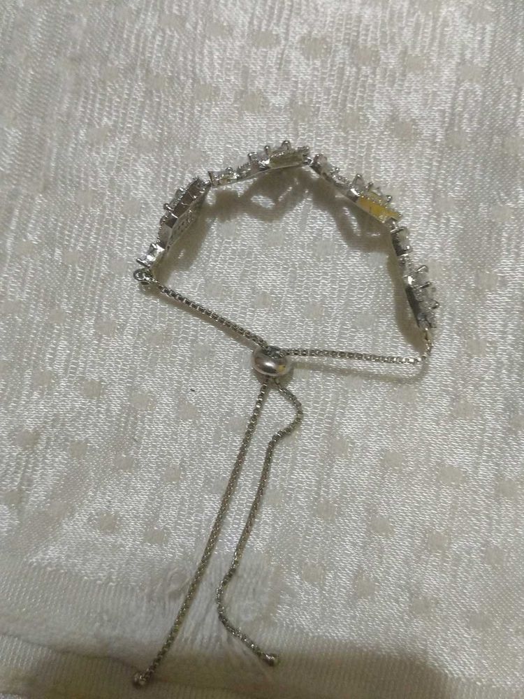 Sparkling Adjustable Bracelet