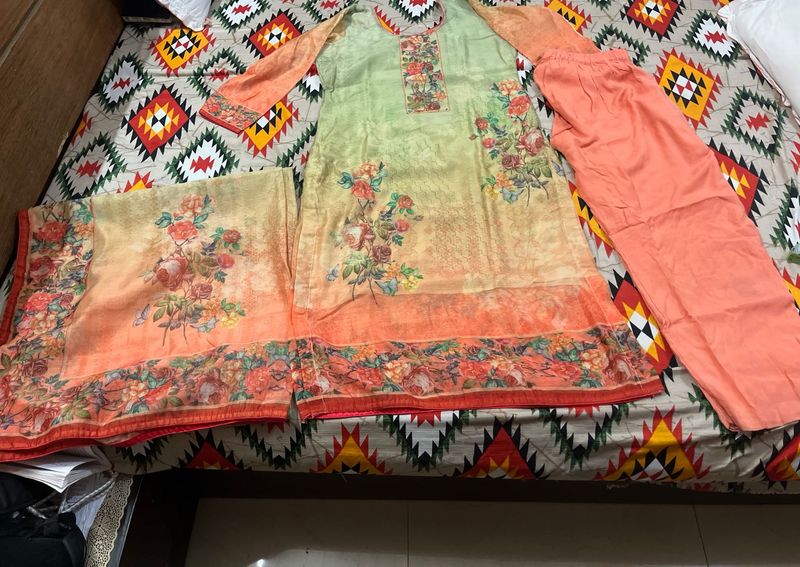Festive  Sale 🔥Preloved Women Long Suit