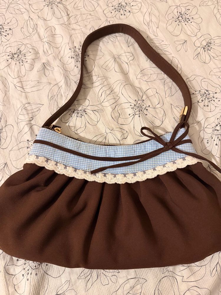 Nefs finds Cute Brown &amp; Blue Gingham Bag