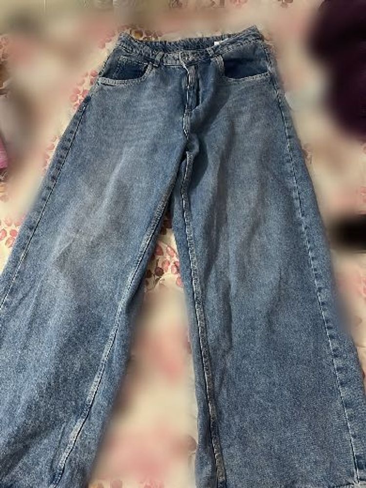Trendy Wide-Leg Denim Jeans